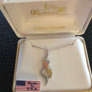 Black hills gold and silver necklace 46